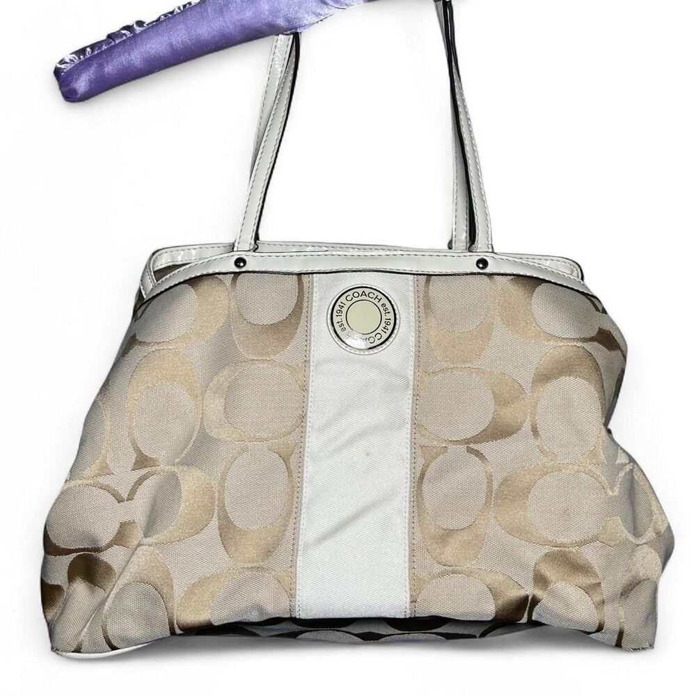 Coach Carryall Signature Tote Bag Purse Tan Boho Casual